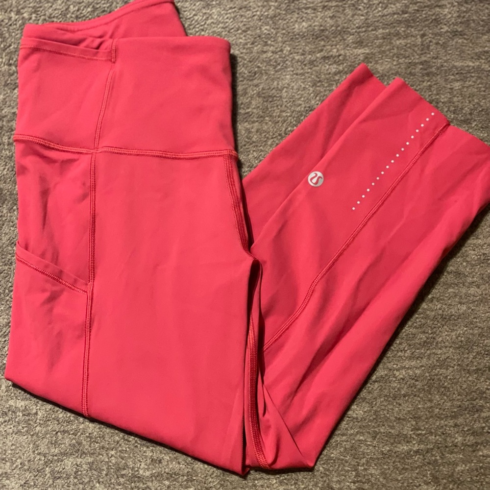 Lululemon red 19” Wunder Under leggings
